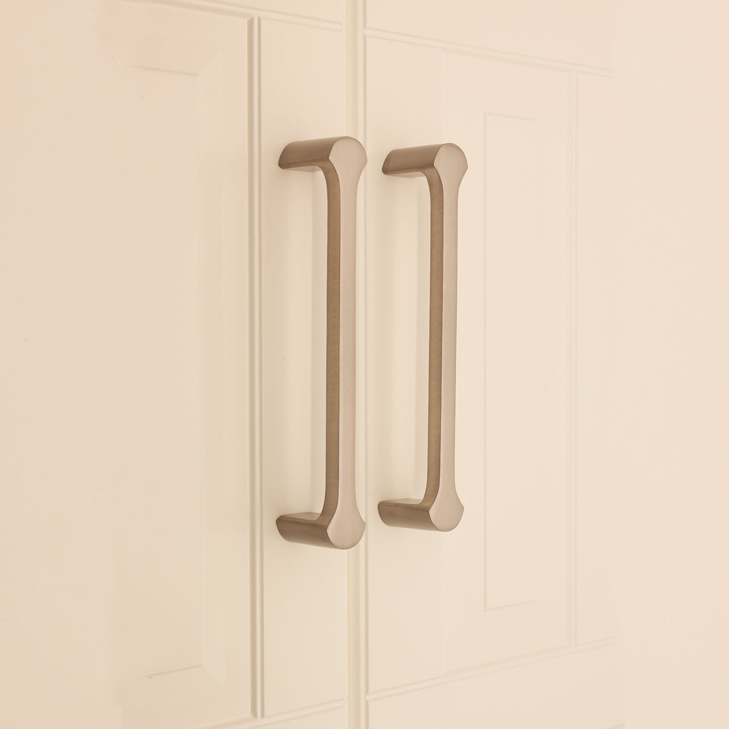 Tulip Pull Handle 165mm Satin Nickel